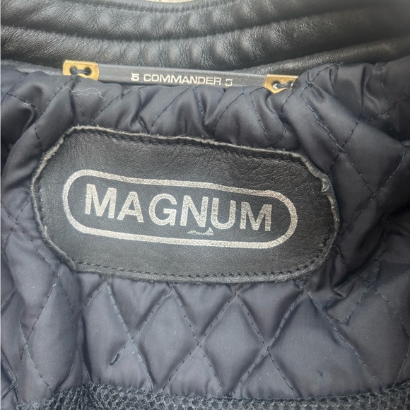 Vintage 90's Women's Black Leather Motorcycle Jacket Size Small - Picture 10 of 13